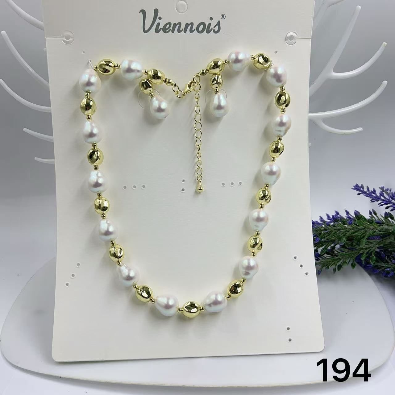 Elegant Pearl and Gold Beaded Necklace Adjustable Chain Viennois Style